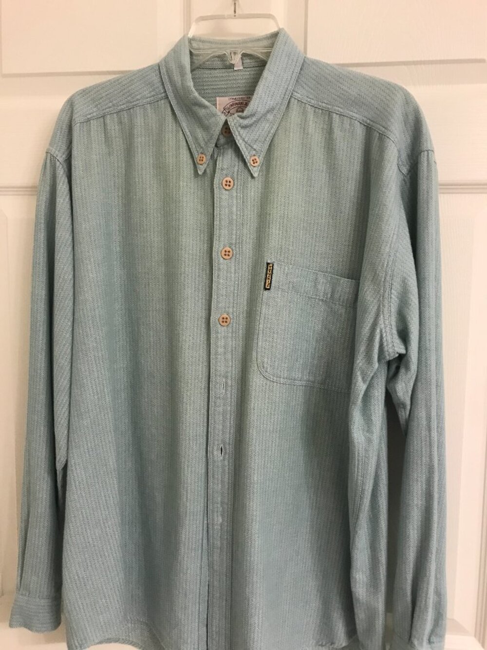 Armany Jeans, Milano. SHIRT. Vintage 90s. Large.